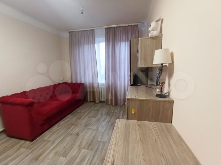 2-к. квартира, 42 м², 3/5 эт.