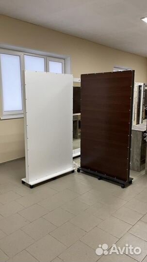 Гримерное зеркало с лампочками