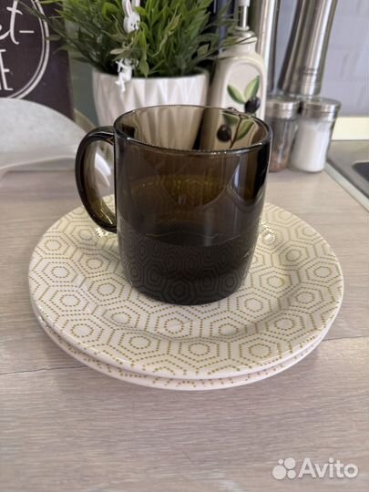 Кружка и тарелки