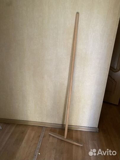 Швабра деревянная