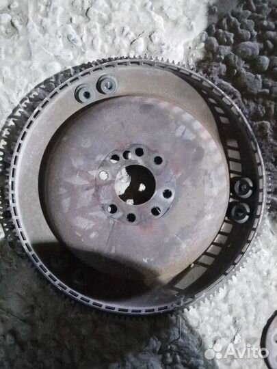 Маховик Mercedes M272 W211