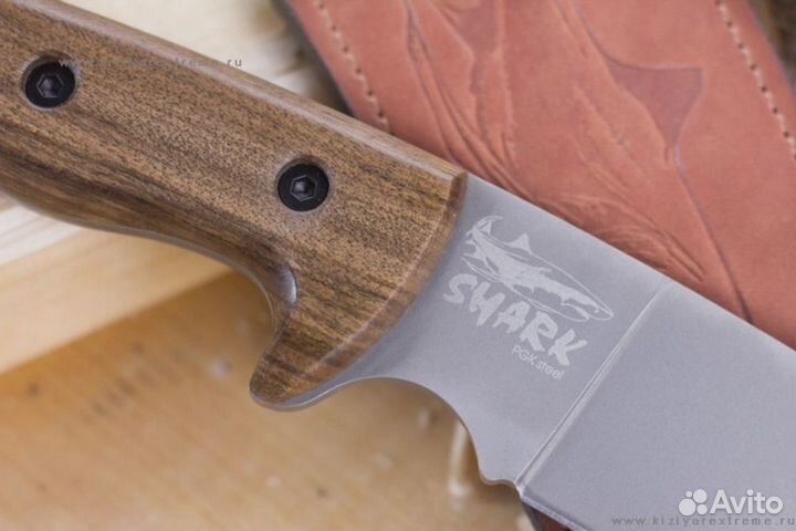 Нож Shark из стали PGK