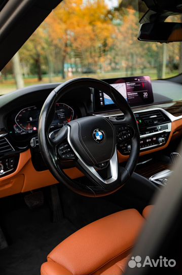 Аренда прокат авто BMW 530I черный