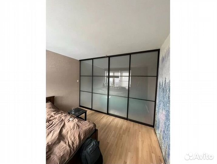 Двери купе в нишу