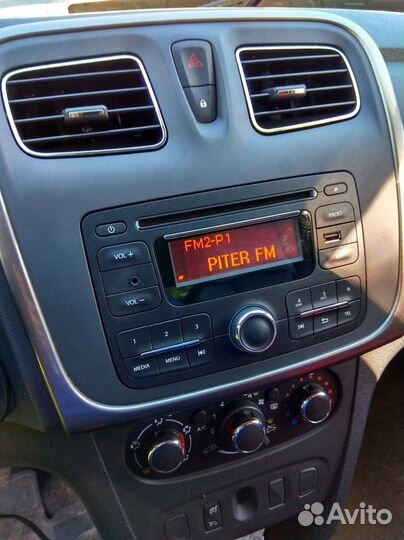 Переходная рамка 2DIN Renault Logan / Sandero 2014