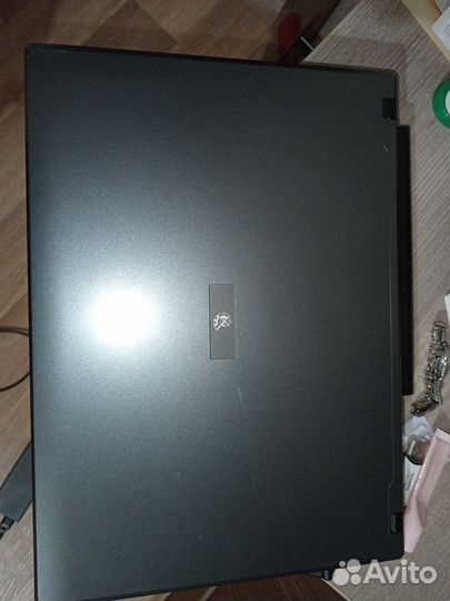 Ноутбук Roverbook Nautilus V572