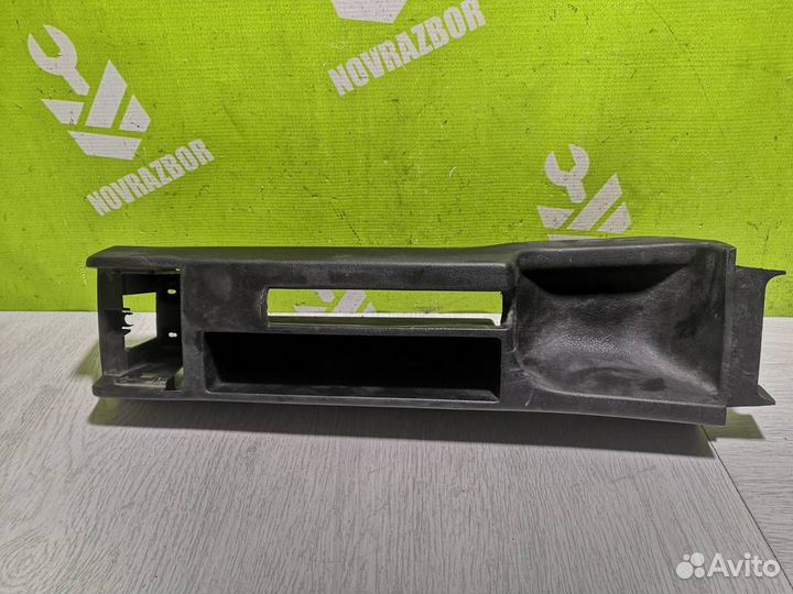 Консоль Фольксваген Пассат Б3