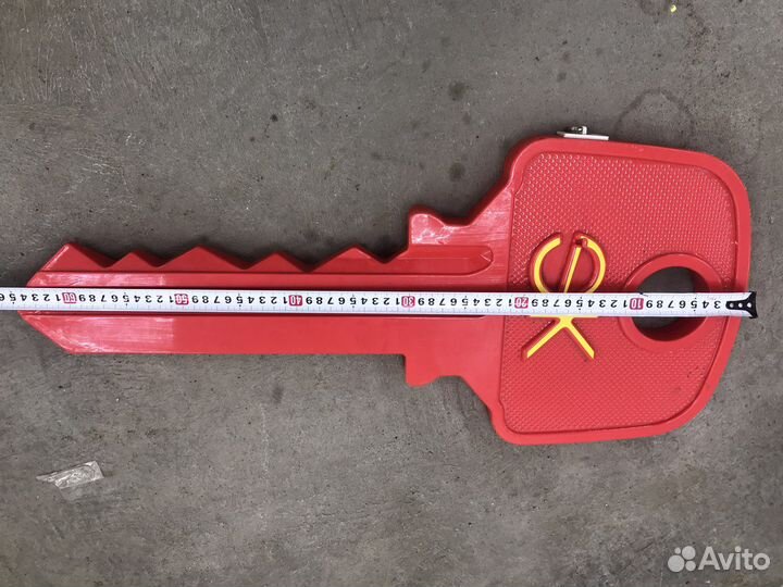 Ключ пластиковый
