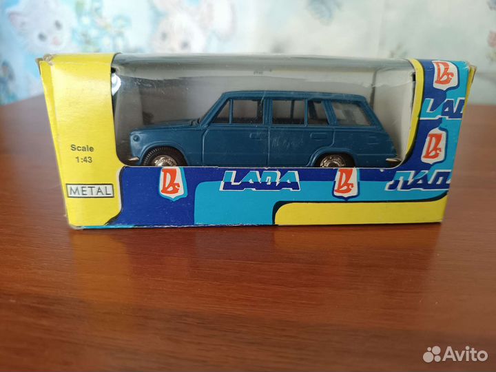 Коллекционная модель ваз-2102 Тантал