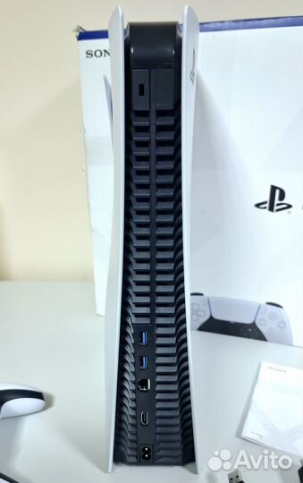 Sony PlayStation 5 (с дисководом)