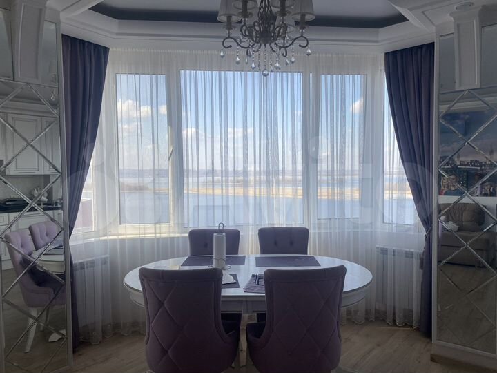 3-к. квартира, 91 м², 13/20 эт.