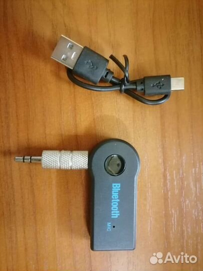 Bluetooth адаптер AUX с микрофоном