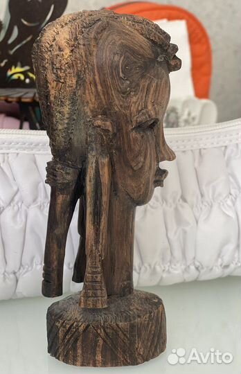 Статуэтка из дерева (Африканская)