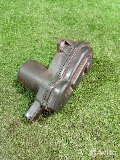 Моторчик стояночного тормоза задний правый Audi A4