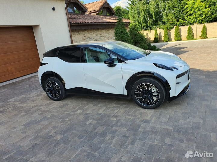 Zeekr X 428 л.с. AT, 2023, 3 400 км