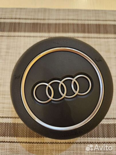 Подушка безопасности руля audi a4 b9