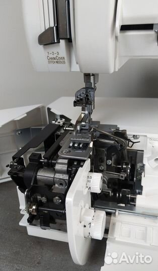 Коверлок Baby Lock bles8 Ovation