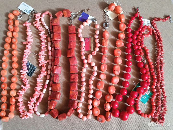 Бусы коралл