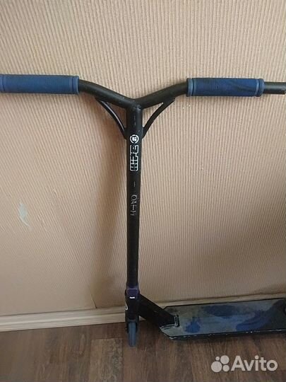 Трюковой самокат