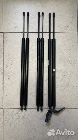 Амортизаторы багажника Nissan Serena C26