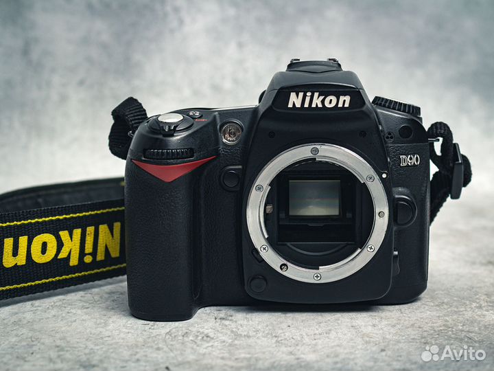 Nikon D90 body