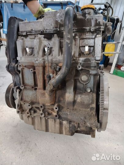 Двигатель largus 11189