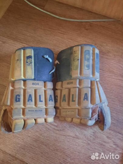 Хоккейные перчатки gala