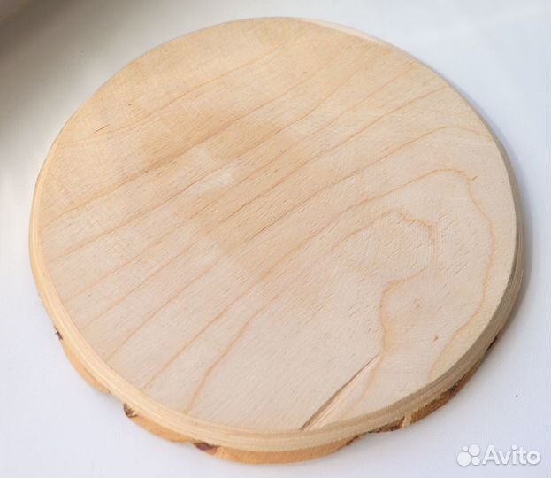 Деревянная подставка под горячее