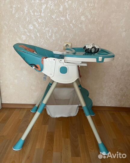 Стульчик для кормления luxmom новый