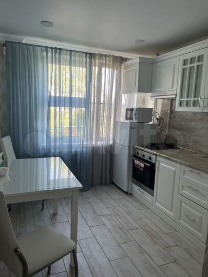 2-к. квартира, 50 м², 2/5 эт.