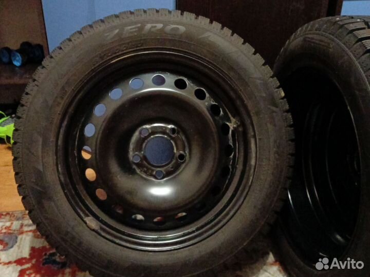 Автошины зимние r16 205 55 шип Pirelli ice zero