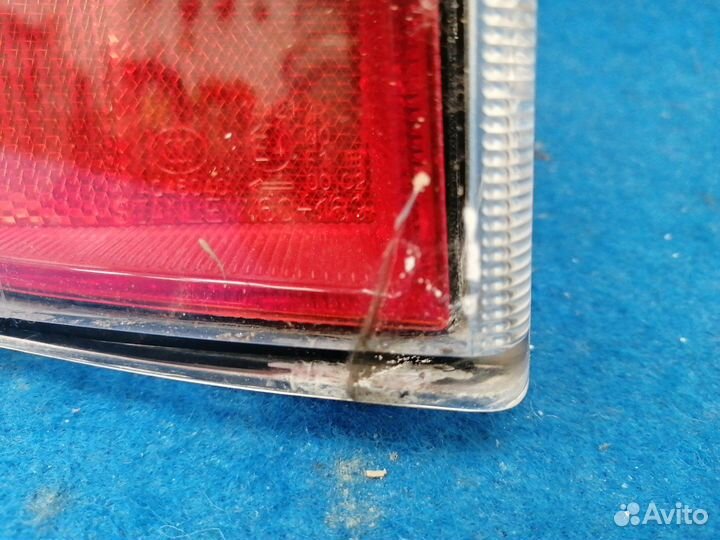 Птф заднего бампера левая 81681-60090 Lexus GX460