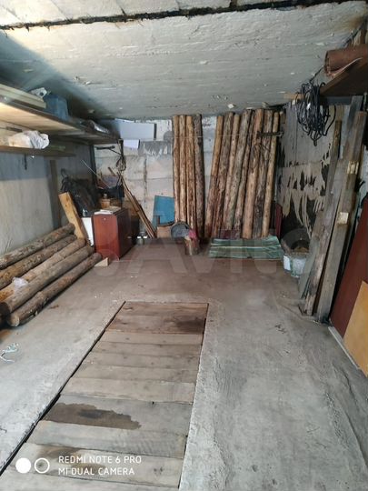 Гараж, > 30 м²