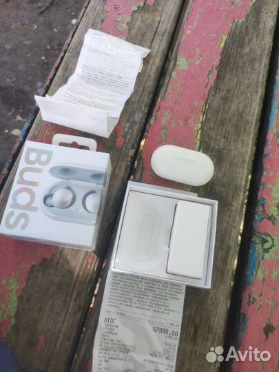 Блютуз наушники Samsung Galaxy buds