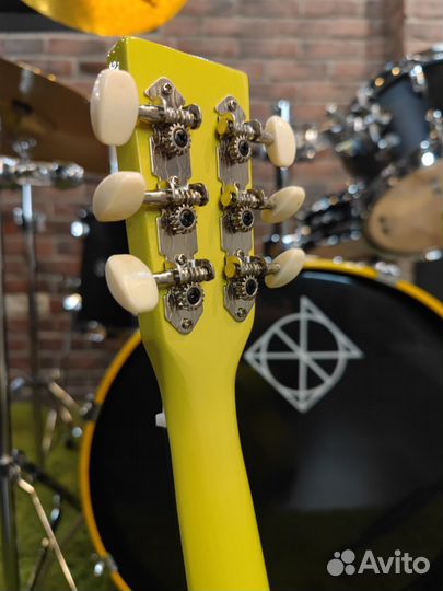 Гиталеле + аксессуары