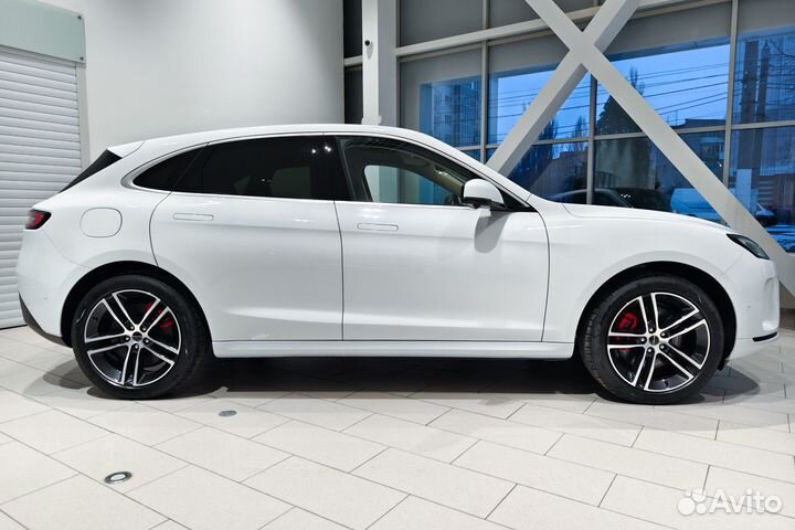 Seres M5 1.5 AT, 2024