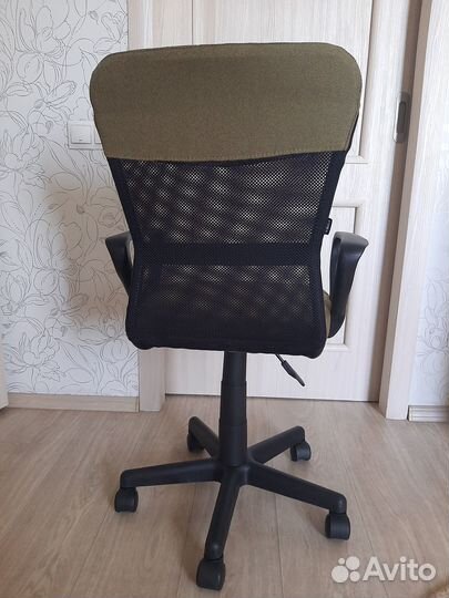 Кресло офисное Brabix зеленый