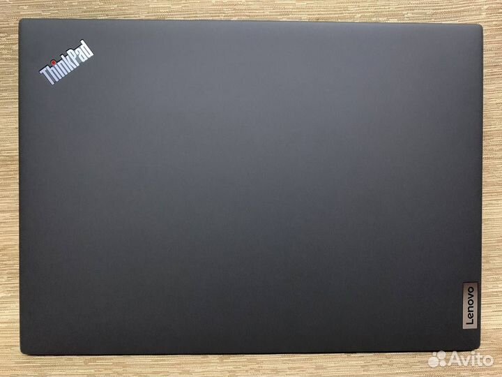 Lenovo ThinkPad T14s G3 Ryzen 7 PRO 6850U 32GB/1TB