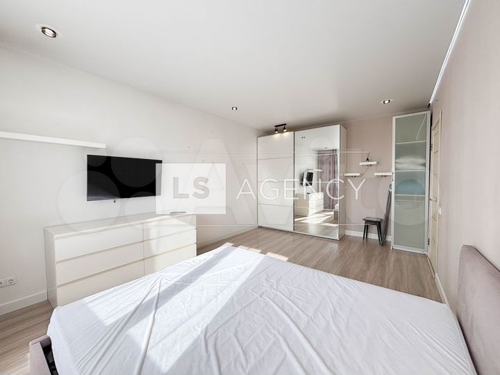 2-к. квартира, 51 м², 8/17 эт.