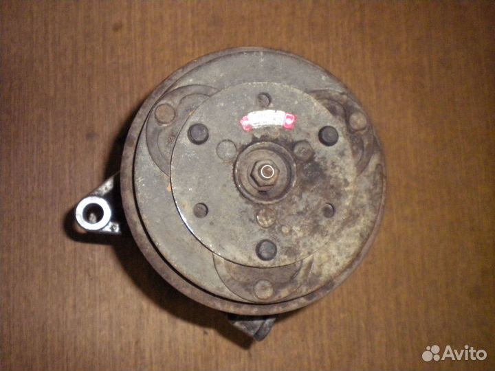 Компрессор кондиционера DKS16H Nissan Largo