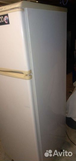 Холодильник бу снайге