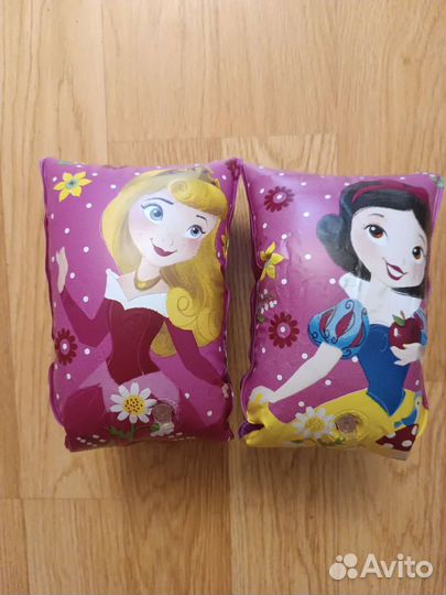 Круги, нарукавники, жилет для купания