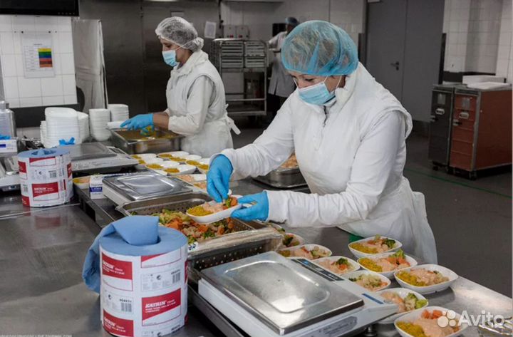 Упаковщик питания в ланч боксы - Вахта в Москве