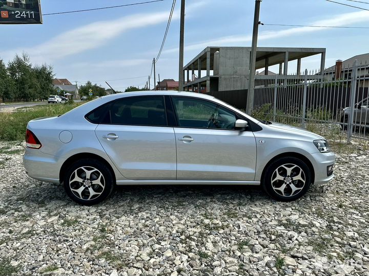 Volkswagen Polo 1.6 AT, 2015, 109 200 км