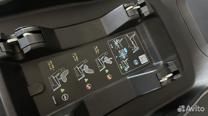 Автолюлька maxi cosi с базой isofix