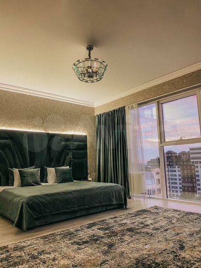 3-к. квартира, 178 м², 10/10 эт.