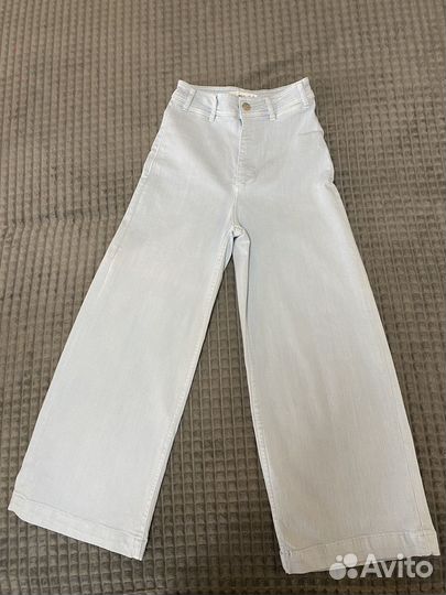 Джинсы mango