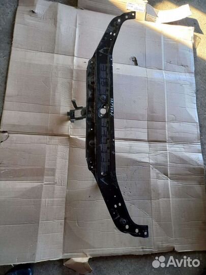 Панель передняя верхняя Рено Лагуна 2