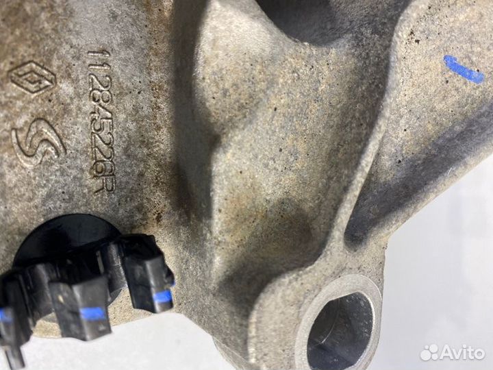 Подушка двигателя правая Renault Duster HSA K4M