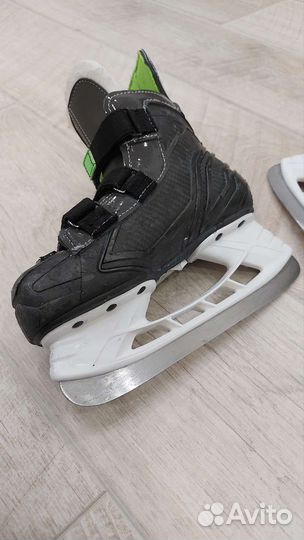 Коньки хоккейные детские